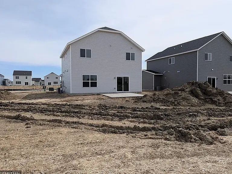 8861 Legacy Bay Dr NE — Photo 18