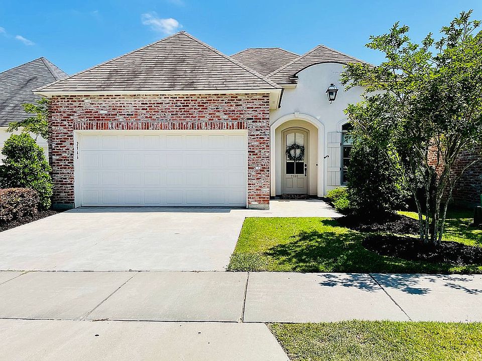 2nd image of 2946 Cresthaven Ave