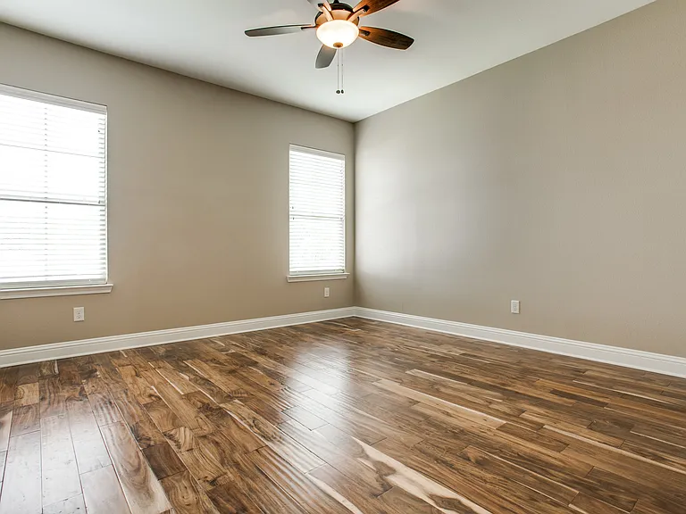 3141 Greene Ave — Photo 52
