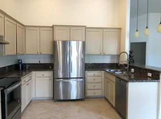 2776 E Deyoung Dr, Fresno, CA 93720