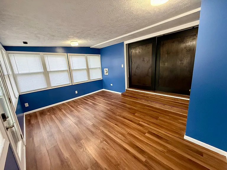 5109 S 83rd St — Photo 13