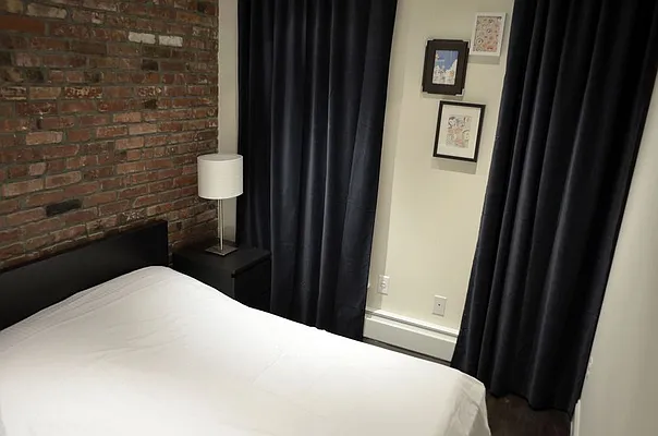 Rented by Voro New York | media 28