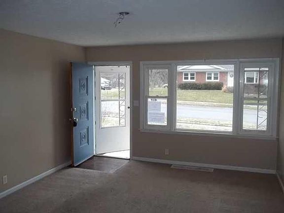 3rd image of 531 Brookwood Ave