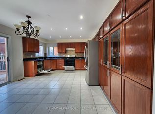 77 Westchester Cres, Markham, ON L6C 2X9