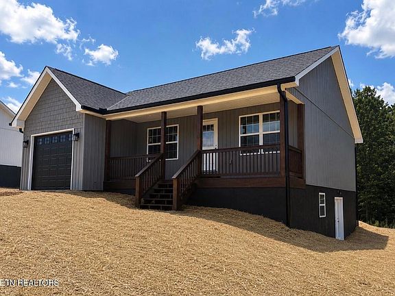 3rd image of 352 Sweetsprings Rd