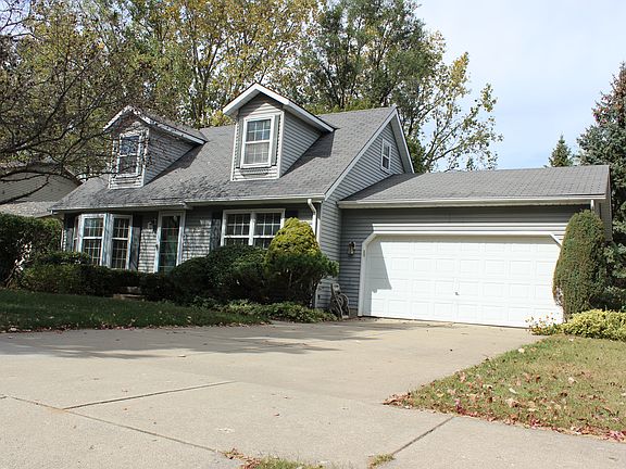 2nd image of 2231 Bradford Ct NE