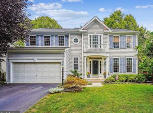 42738 Hollowind Ct, Ashburn, VA