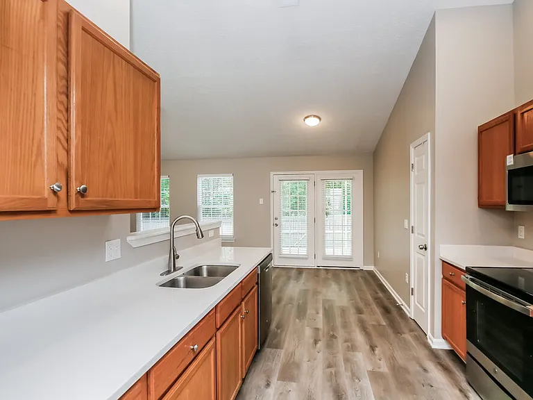 372 Red Maple Way — Photo 8