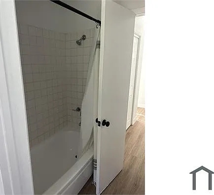 6150 Radford Ave #7 — Photo 11
