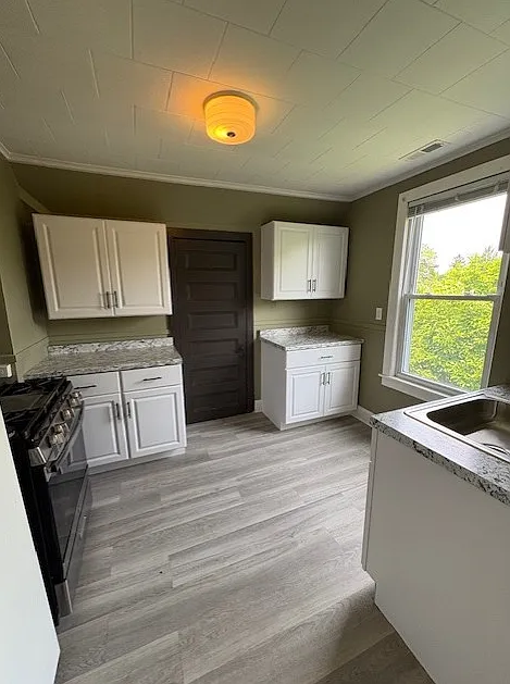 203 Bridge Street - 3 — Photo 1