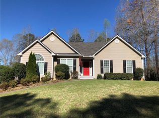 633 Forest Pine Dr, Ball Ground, GA 30107