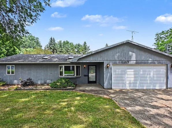 306 E Tulip Tree Dr, Warsaw, IN 46580