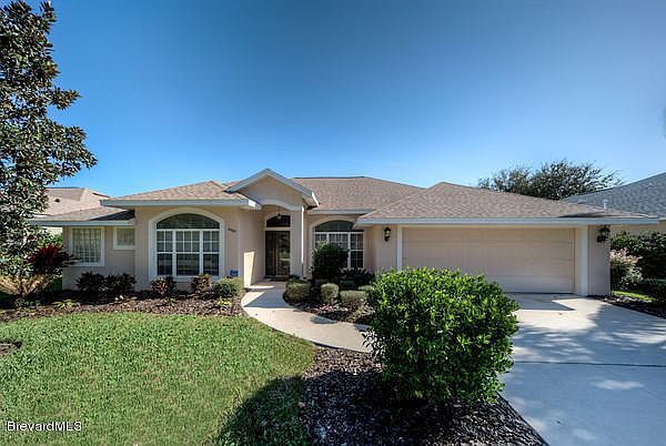 1st image of 2568 Christopher Dr