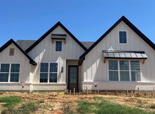 312 Monument, Azle, TX 76020