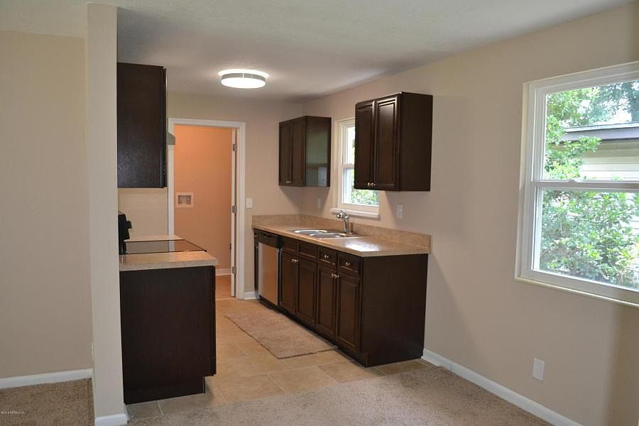 1st image of 2644 Townsend Blvd #B