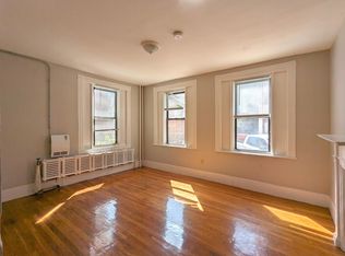 69 Winthrop St #4, Cambridge, MA 02138