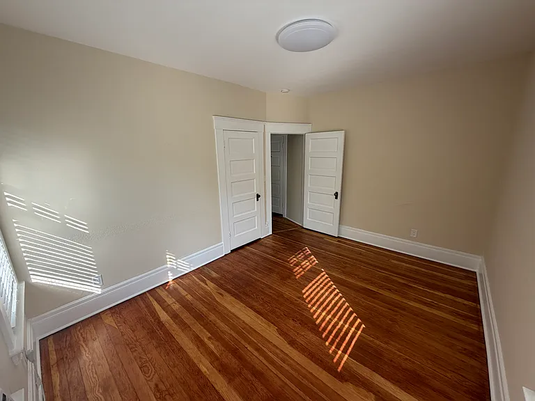 101 W Fern Ave — Photo 2