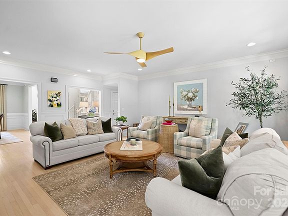 5th image of 9308 Whispering Wind Dr
