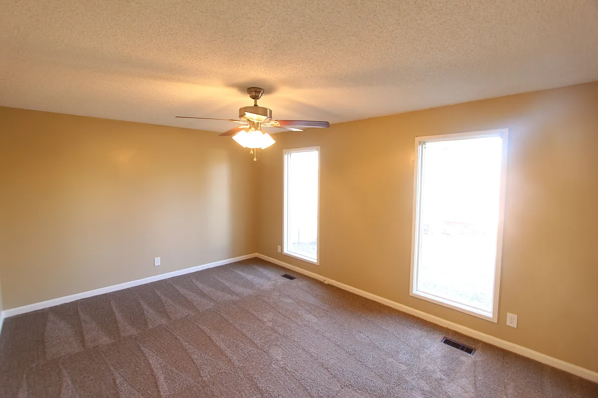 Building Photo - 6 Freda Jane Ln