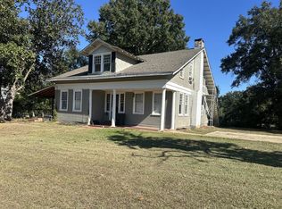 304 S Court St, Ellisville, MS 39437