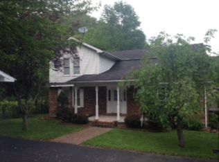 48 Riggs Dr, Raccoon, KY 41557