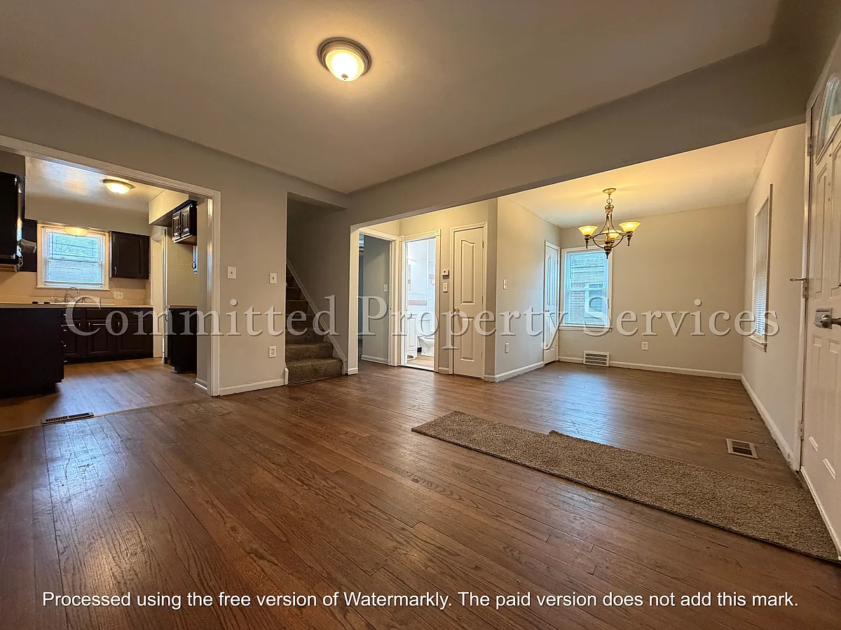 Building Photo - 11661 Greenview Ave
