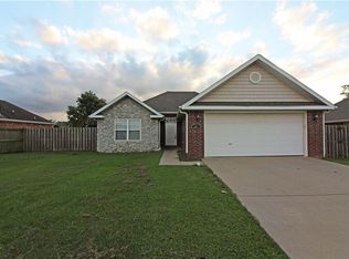 801 Napa Ave, Centerton, AR 72719