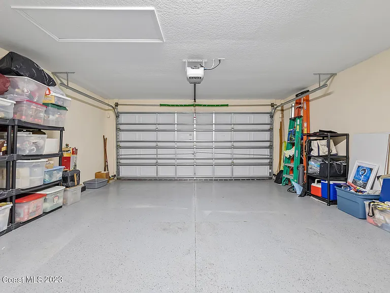7163 Egbert St — Photo 32