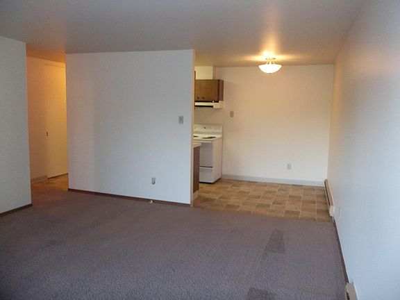 2nd image of 13433 Greenwood Ave N #T1j3bpy4t