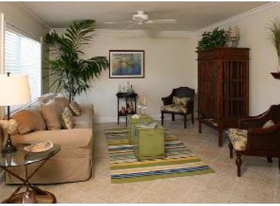 3rd image of 735 Hummingbird Way APT 102