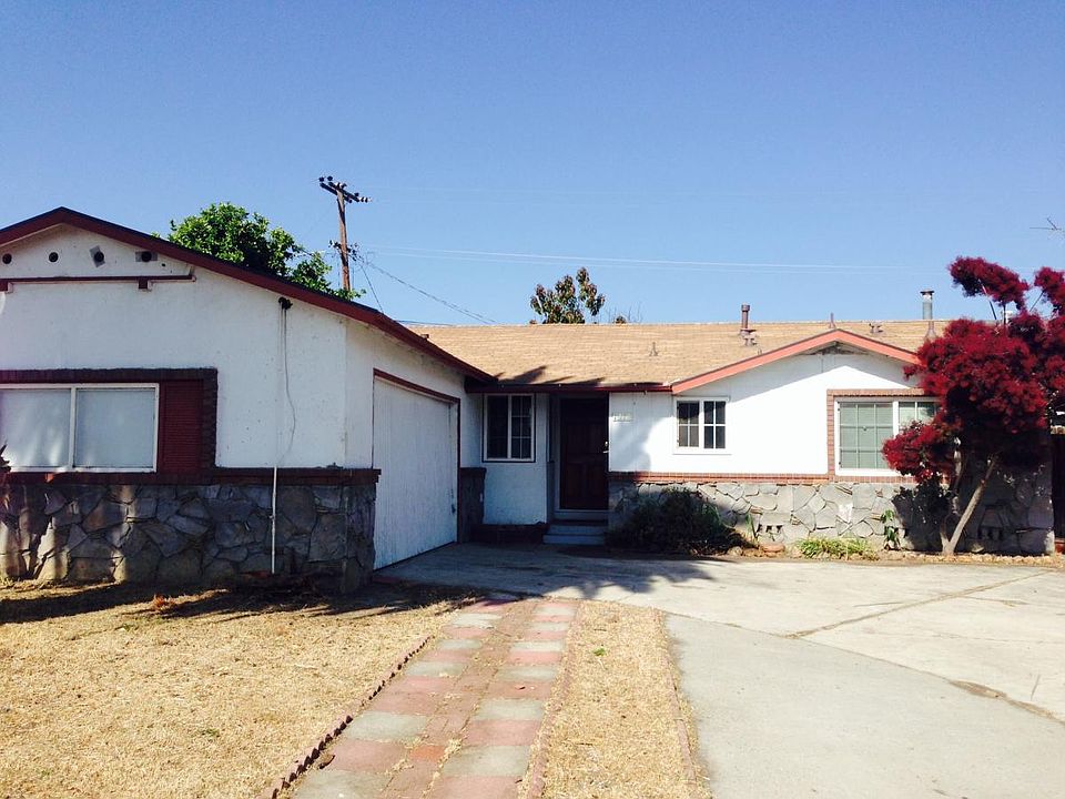 1st image of 1318 McGinness Ave