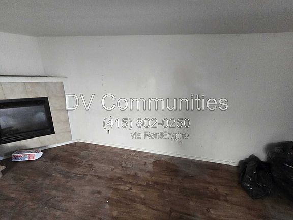 4th image of 2822 SW Juniper Ave