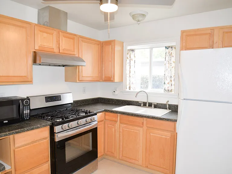 34036 Amber Lantern St — Photo 4
