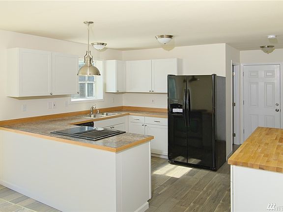 4th image of 6239 NE Pine St