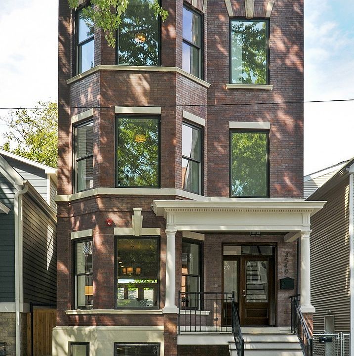 1st image of 3540 N Hoyne Ave