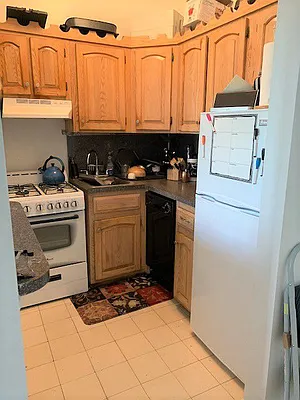 Rented by Atias Enterprises Inc | media 9