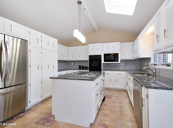 4th image of 11919 S Pinecreek Dr