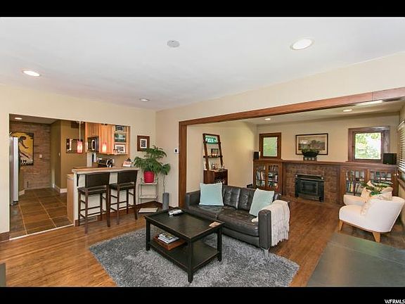 5th image of 925 E Bryan Ave