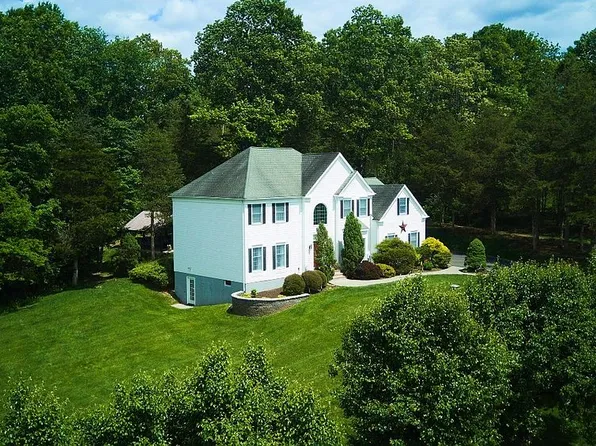 16 Ramshorn Rd, Milford, NJ 08848
