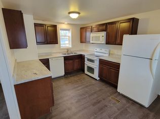 221 Central Ave, Deaver, WY 82421