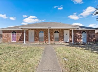 905 Azalea Ct APT A, College Station, TX 77840