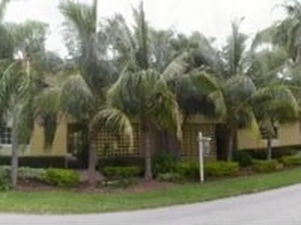 105 NE 12th Ave APT 1, Hallandale Beach, FL 33009