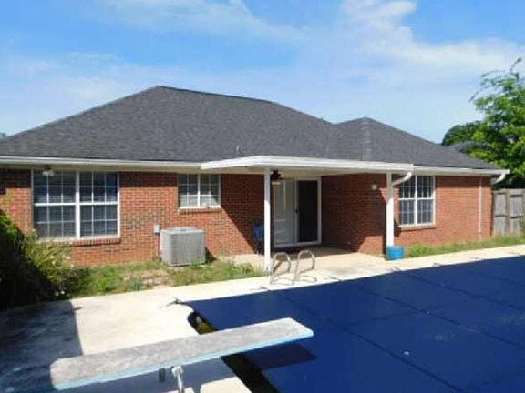 5th image of 120 Mossydale Ln
