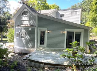 44 River St, Andover, MA 01810