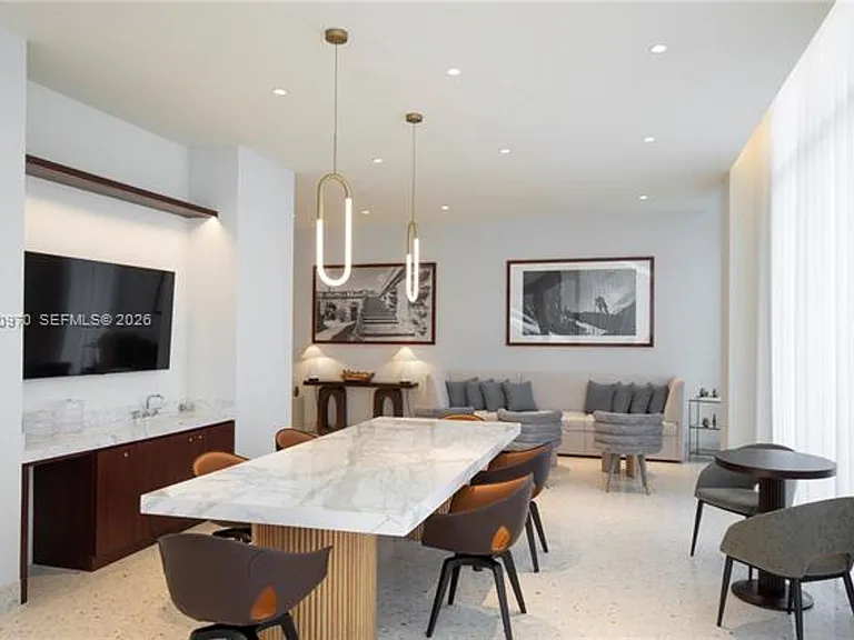 2678 Tigertail Ave #413 — Photo 32