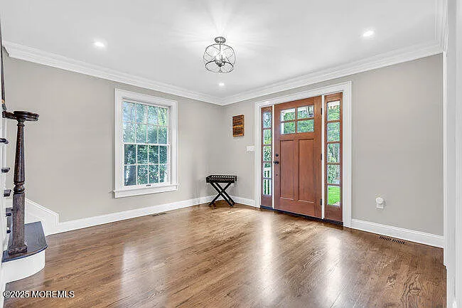 8 Glenwood Pl — Photo 6