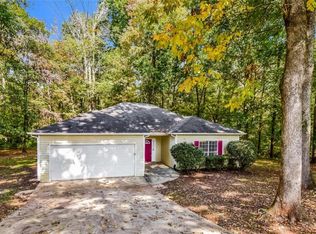 3949 Tyler Ct, Ellenwood, GA 30294