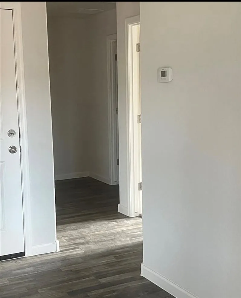 3 bed, 2.0 bath, 1200 sqft, $1,750 — Photo 4