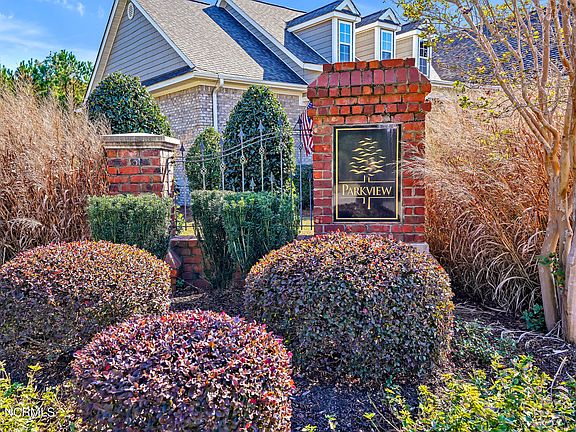 3rd image of 1002 Leesburg Drive