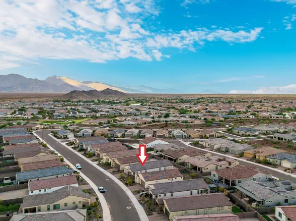 18123 W HIDDENVIEW Drive, Goodyear, AZ 85338